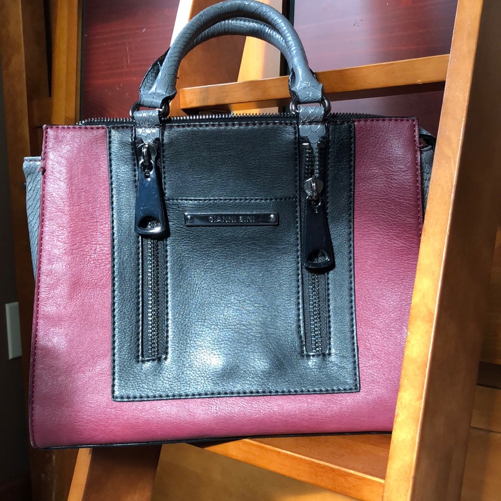 Gianni Bini bag.